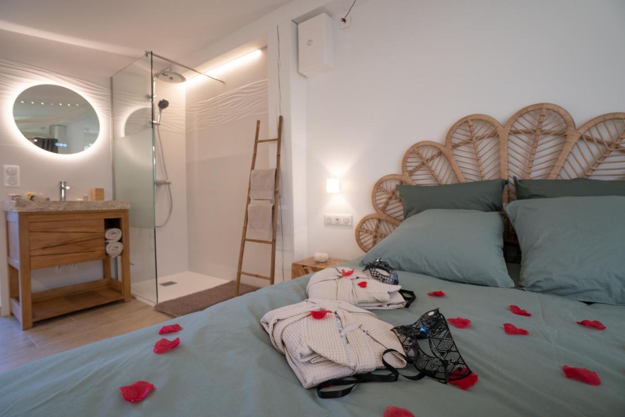 Lovina Chambre De Charme Avec Jaccuzi Velaux Exterior foto
